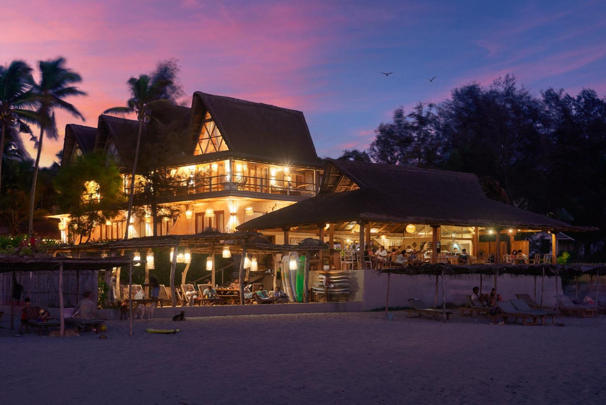 Vaayu Kula Mandrem Hotel Buitenkant foto