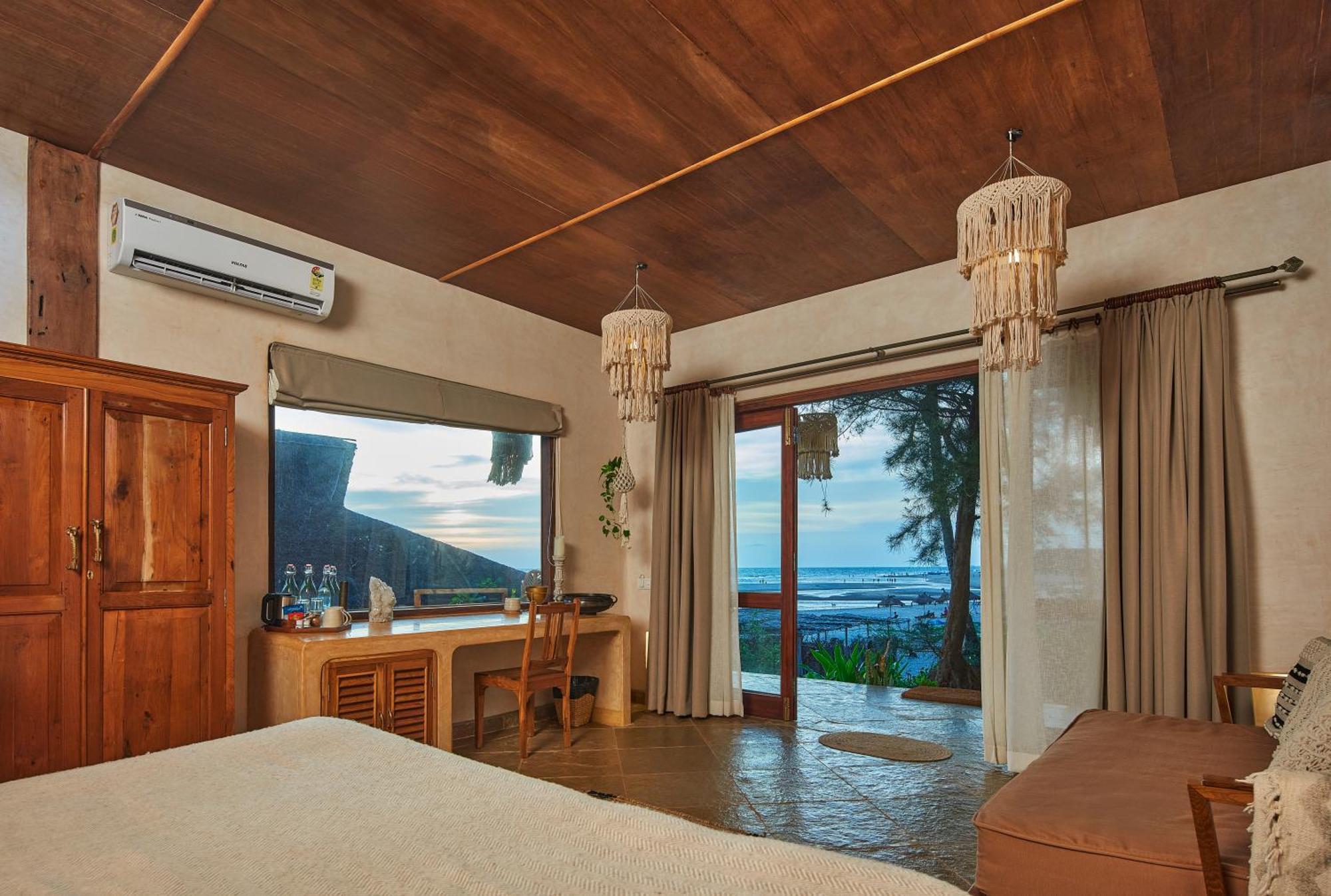 Vaayu Kula Mandrem Hotel Buitenkant foto